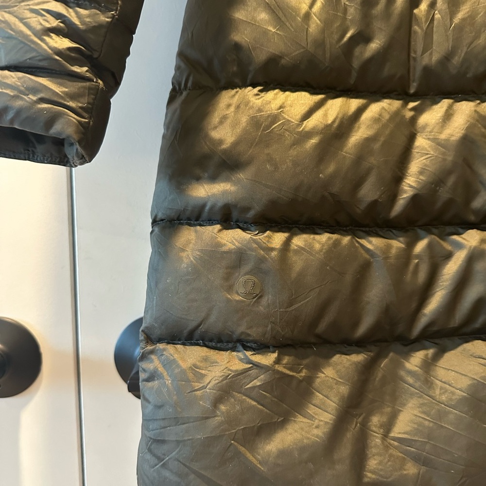 Lululemon Goose Down Winter Coat 8 - Picture 4 of 7